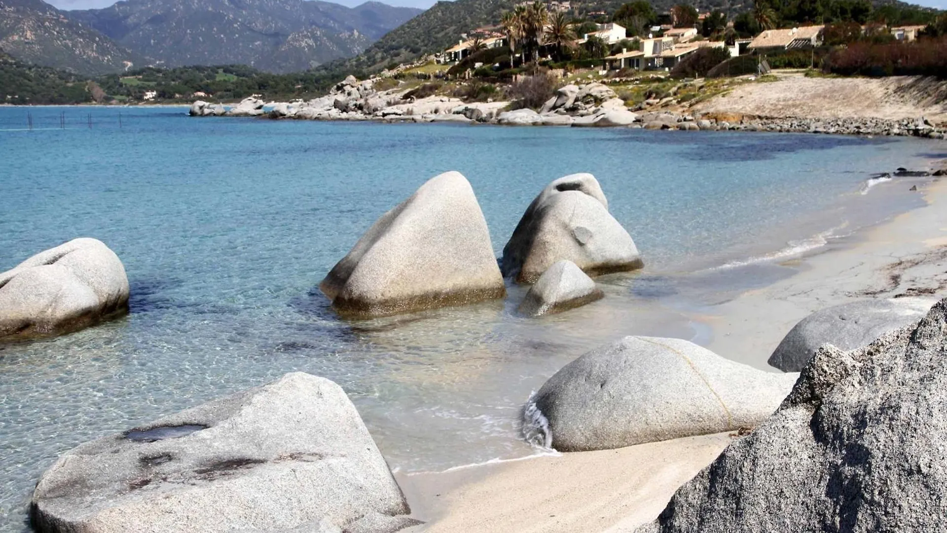 Two-Room Apartment In A Complex With Communal Pool In Sardinia Villasimius