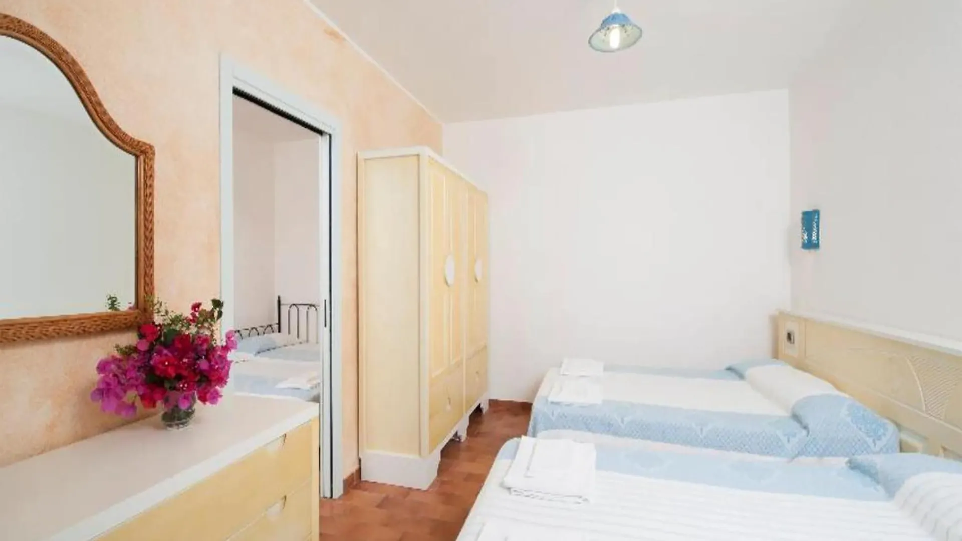 Two-Room Apartment In A Complex With Communal Pool In Sardinia Villasimius